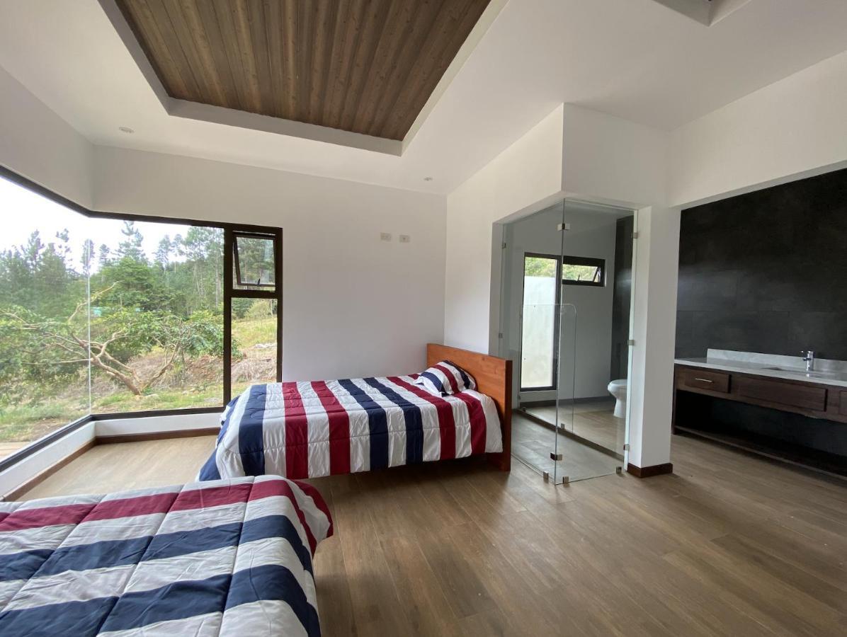 Arte De Plumas Birding Lodge การ์ตาโก ภายนอก รูปภาพ