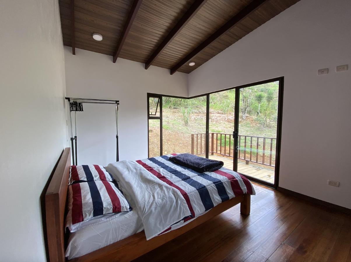 Arte De Plumas Birding Lodge การ์ตาโก ภายนอก รูปภาพ