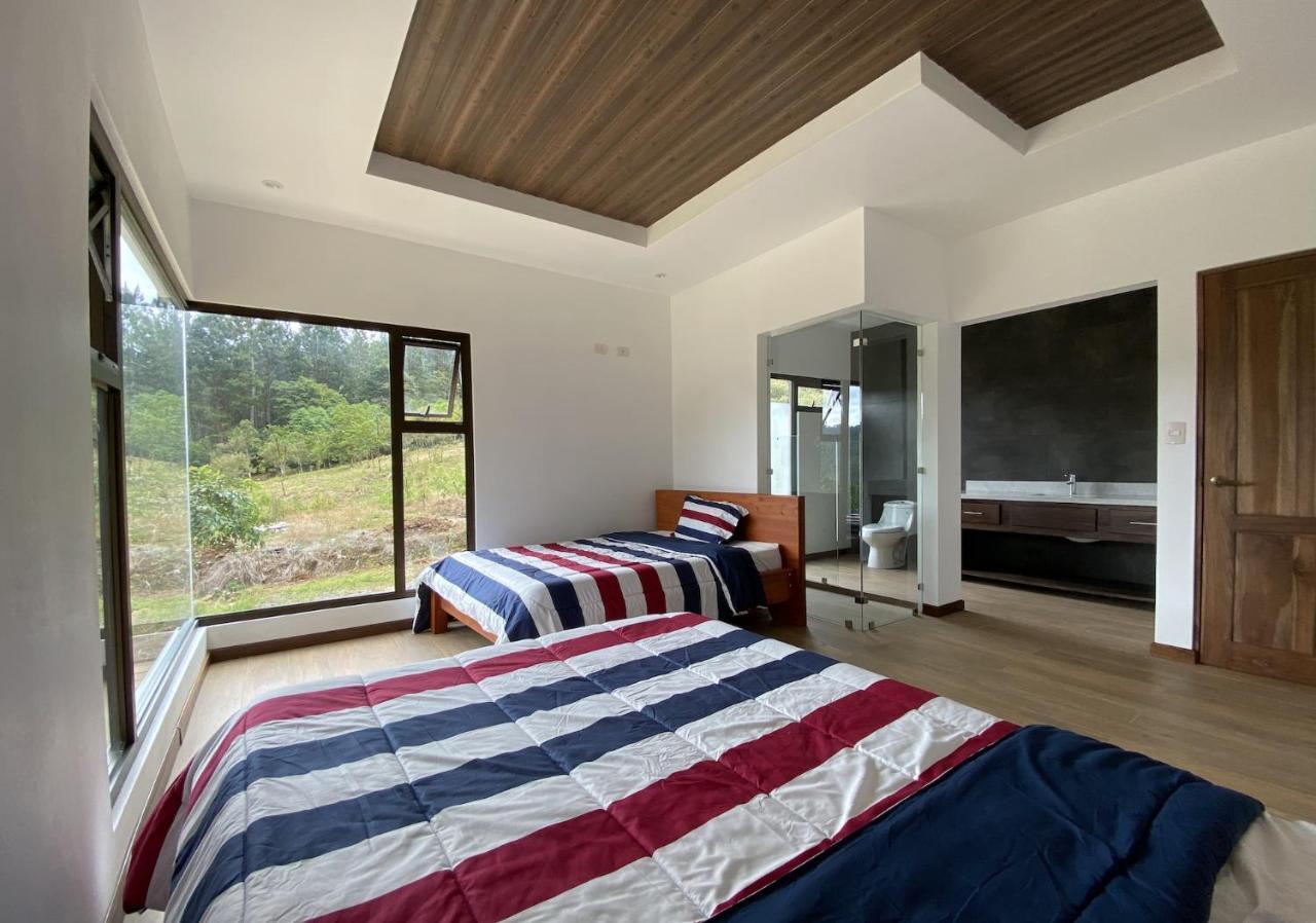 Arte De Plumas Birding Lodge การ์ตาโก ภายนอก รูปภาพ