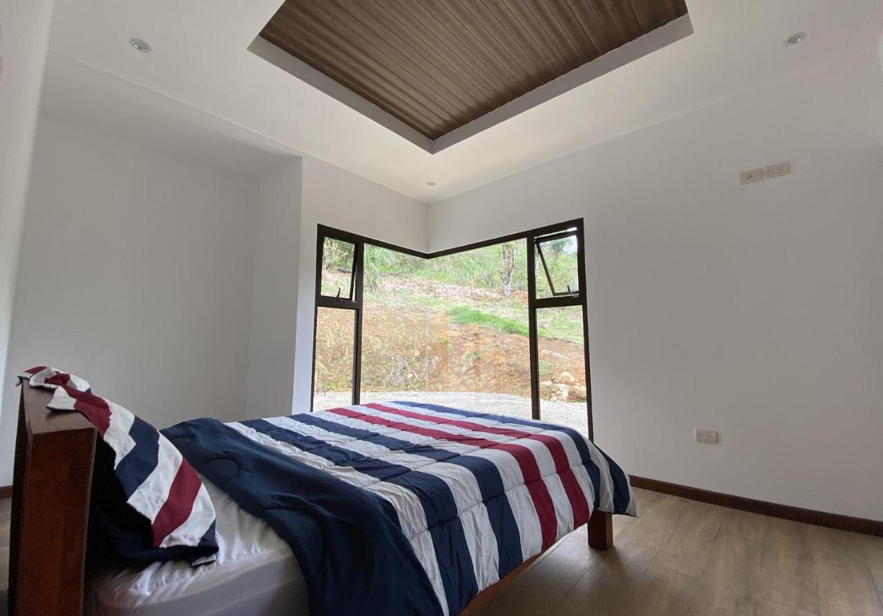 Arte De Plumas Birding Lodge การ์ตาโก ภายนอก รูปภาพ